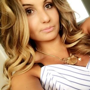 Meet your Posher, Destiny